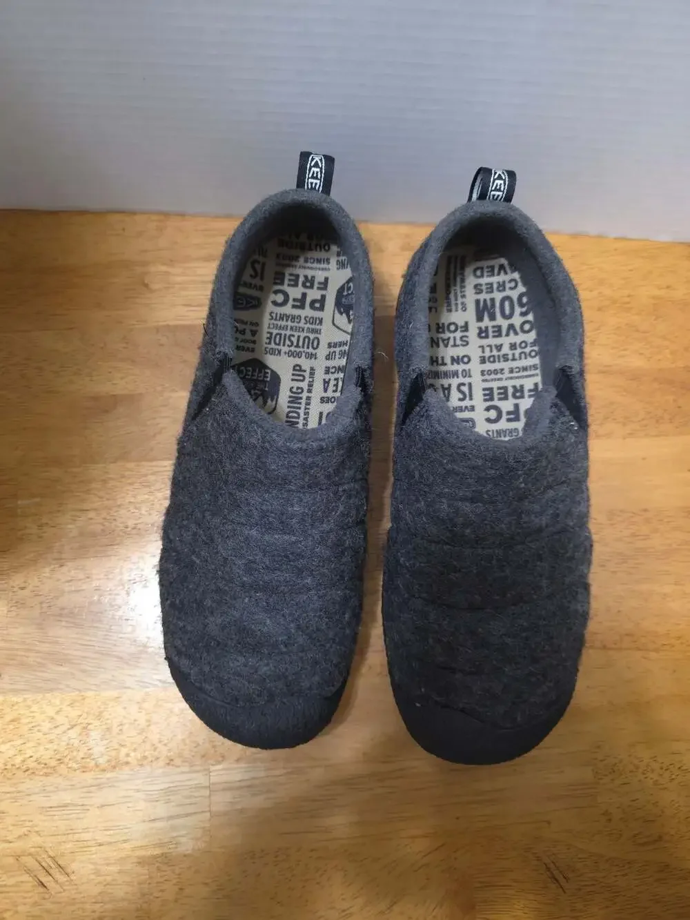 KEEN Men's Howser II Slip-On Shoes Dark Gray Felt